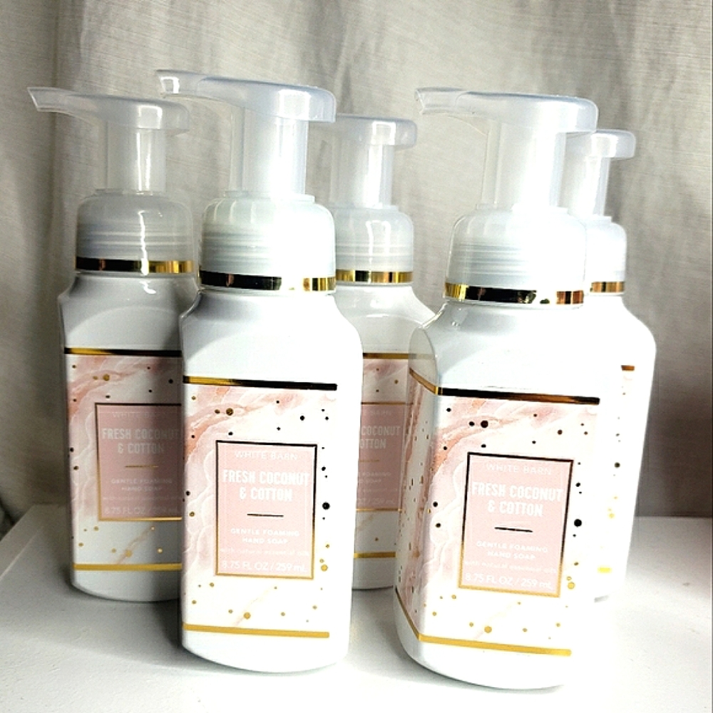 BBW FRESH COCONUT AND COTTON GENTLE FOAMING HAND SOAP X5